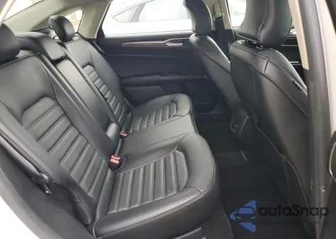 2017 Ford Fusion Se Hybrid z USA, uszkodzony, nr VIN 3FA6P0LU1HR409663